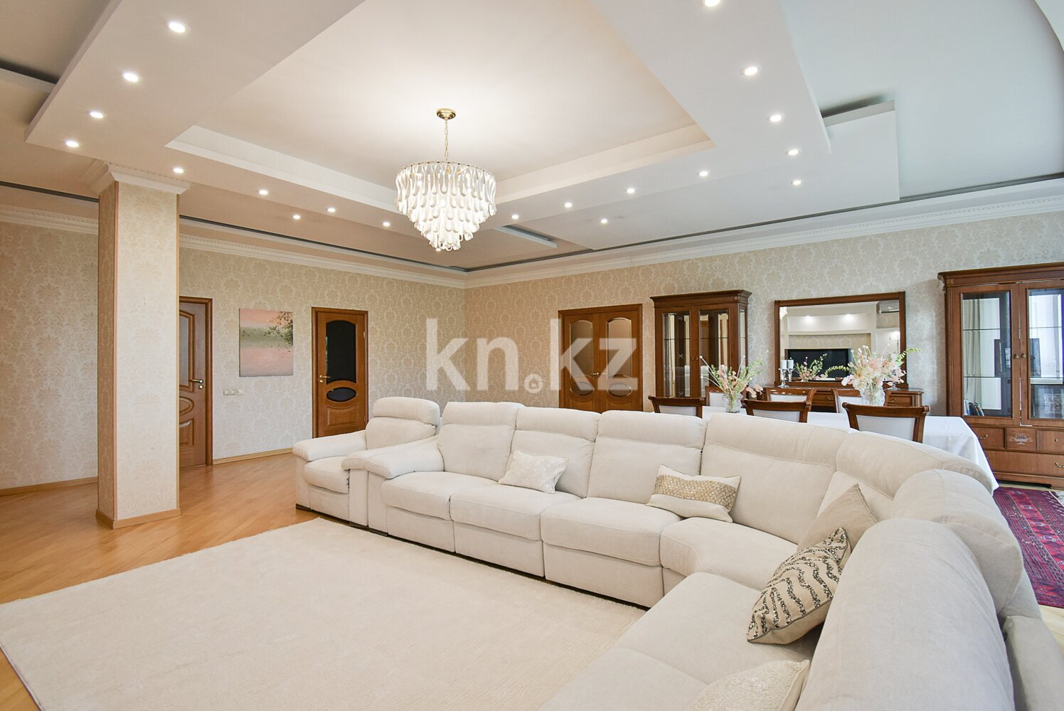 Продажа 4-комнатной квартиры, 241 м² в Алматы - фото 9