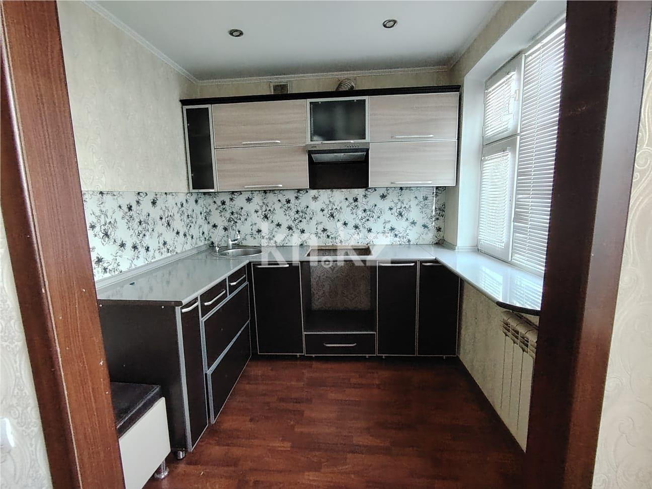 Продажа 3-комнатной квартиры, 61 м², ул. 6-й мик-н, дом  15 в Темиртау - фото 7