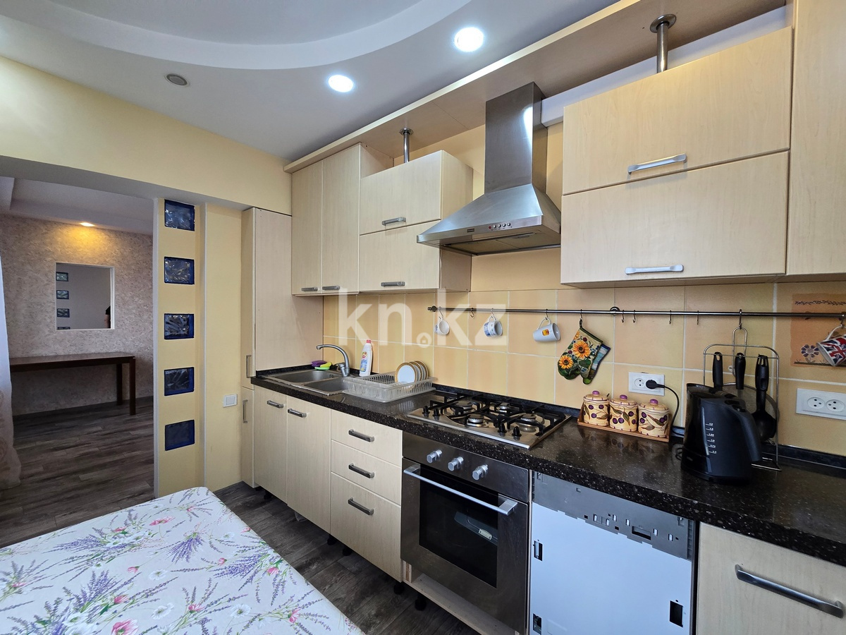 Продажа 3-комнатной квартиры, 73.3 м², пр. Назарбаева, дом  235 - пр. Аль-Фараби в Алматы - фото 19