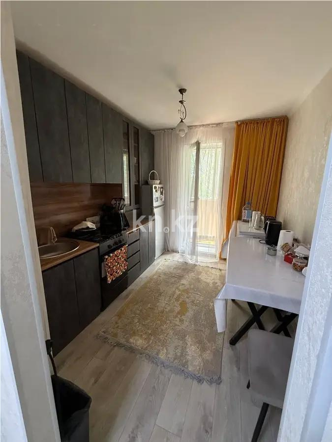 Продажа 2-комнатной квартиры, 47 м², мкр-н Восток-3, дом  19 в Караганде - фото 3