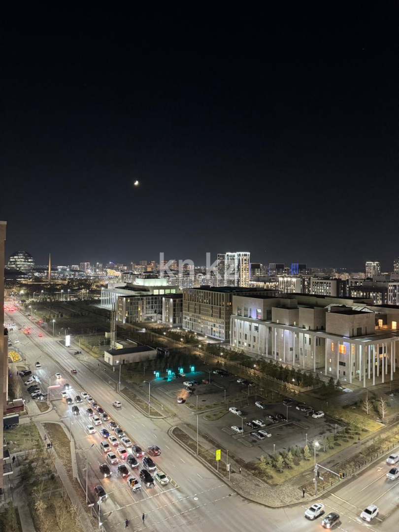 Продажа 4-комнатной квартиры, 133.8 м², ул. Туркестан, дом  28 - ул. Бухар жырау в Астане - фото 19