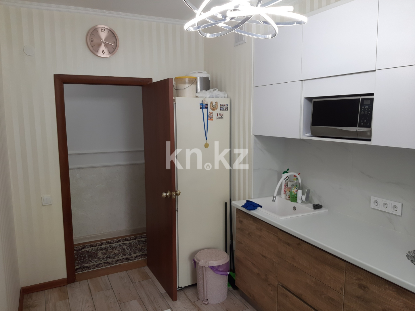 Продажа 3-комнатной квартиры, 71 м² в Алматы - фото 16