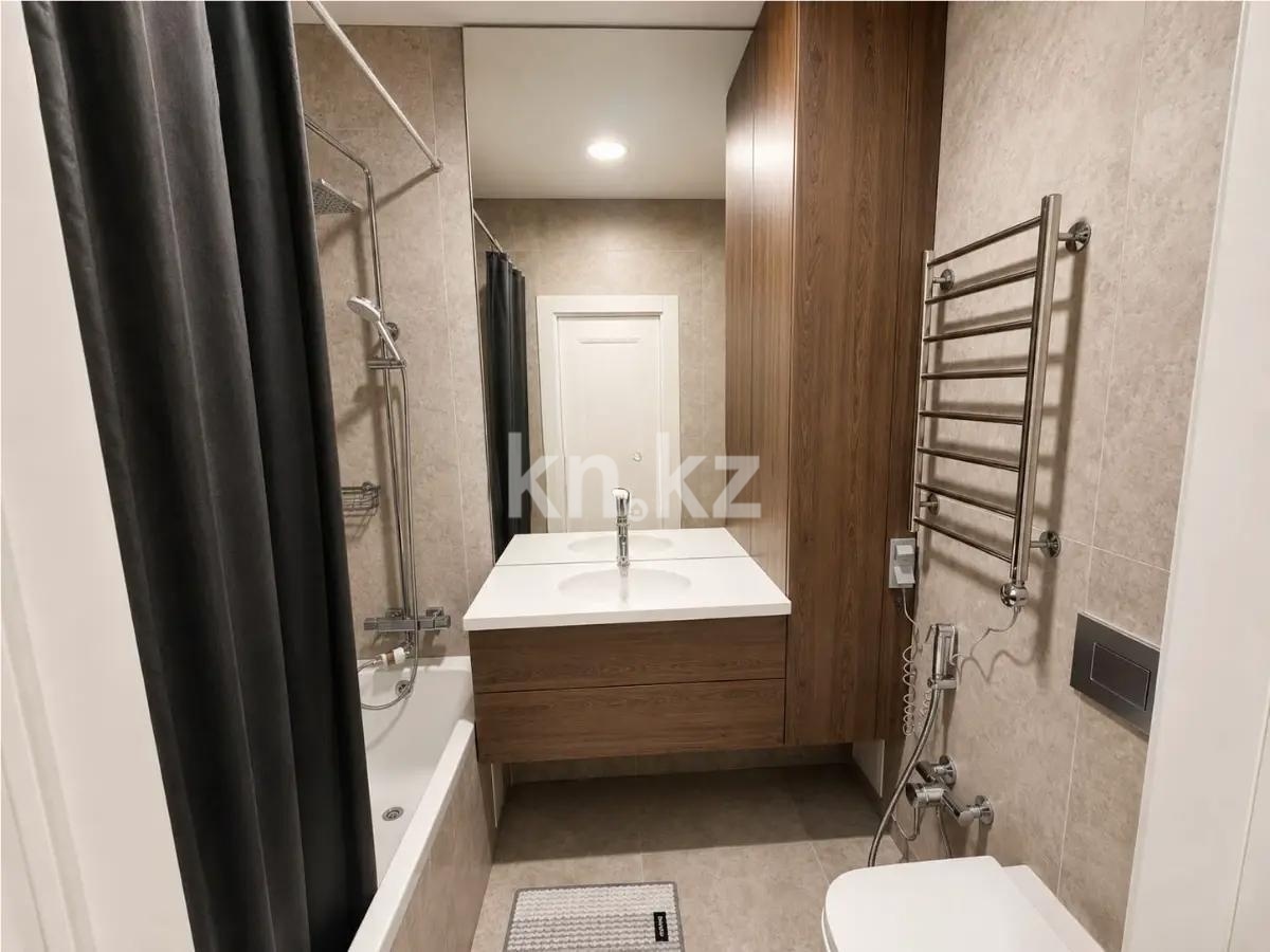 Продажа 2-комнатной квартиры, 65 м² в Алматы - фото 4