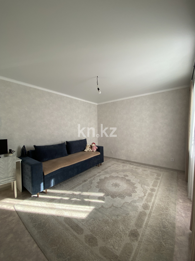 Продажа 1-комнатной квартиры, 37 м², ул. Бейбарыс Султан, дом  12 в Астане - фото 2