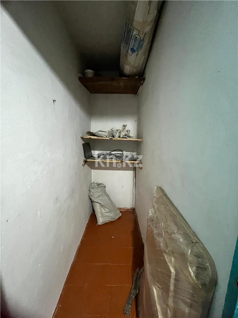 Продажа 1-комнатной квартиры, 30 м², ул. Серова в Караганде - фото 6