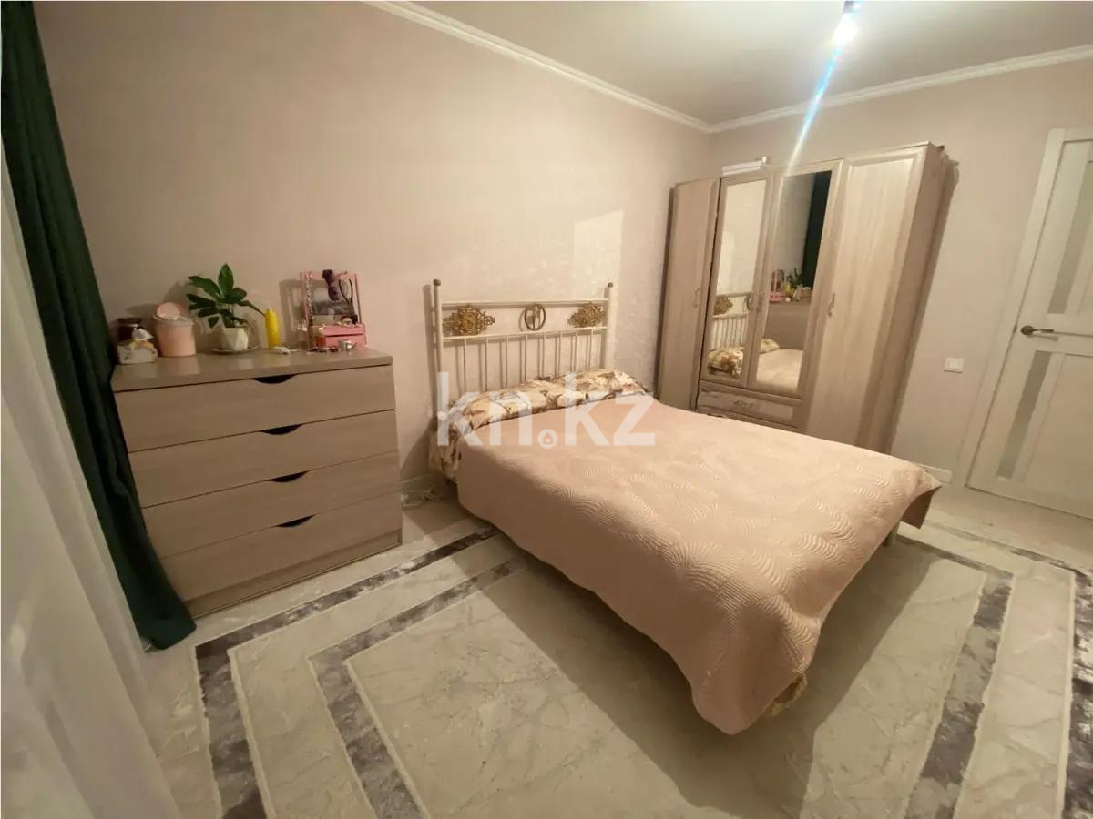 Продажа 3-комнатной квартиры, 68 м², мкр-н Аксай-3, дом  12 в Алматы - фото 2