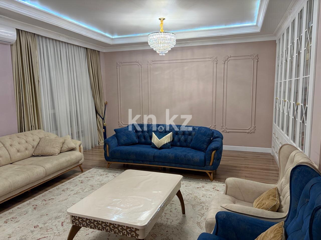 Аренда 3-комнатной квартиры, 130 м² в Астане