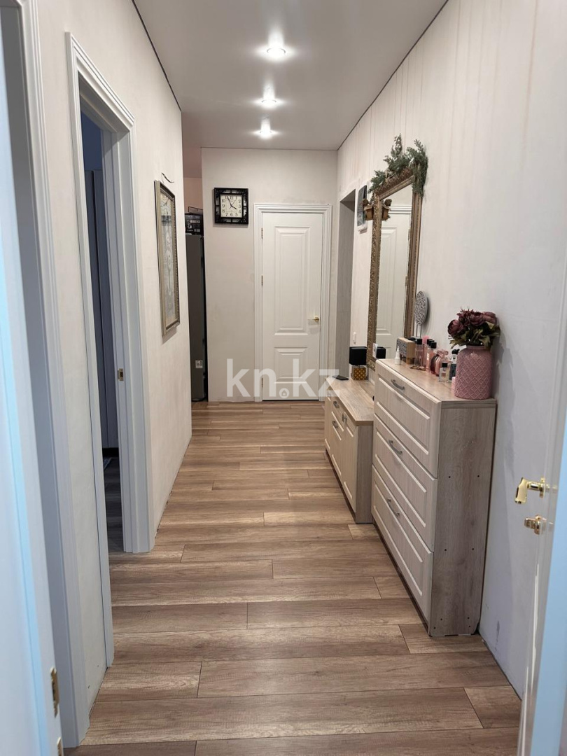 Продажа 2-комнатной квартиры, 62.8 м² в Караганде - фото 4