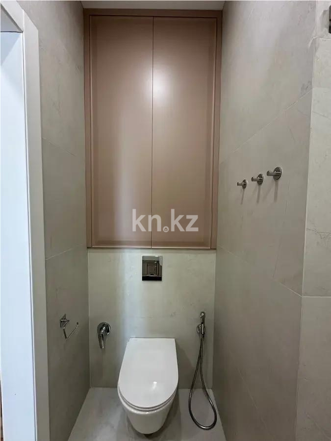 Продажа 2-комнатной квартиры, 81 м², ул. Розыбакиева, дом  320 в Алматы - фото 6