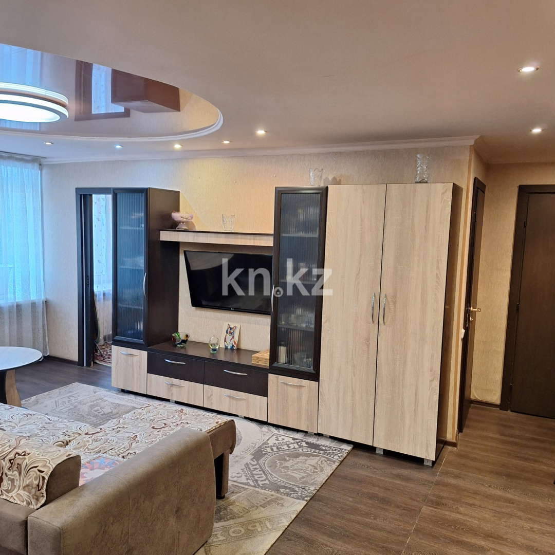 Продажа 4-комнатной квартиры, 71.4 м² в Караганде