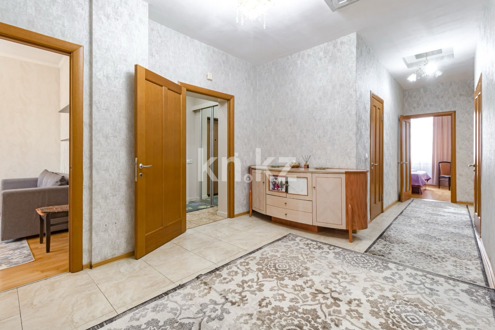 Продажа 4-комнатной квартиры, 120 м² в Астане - фото 11