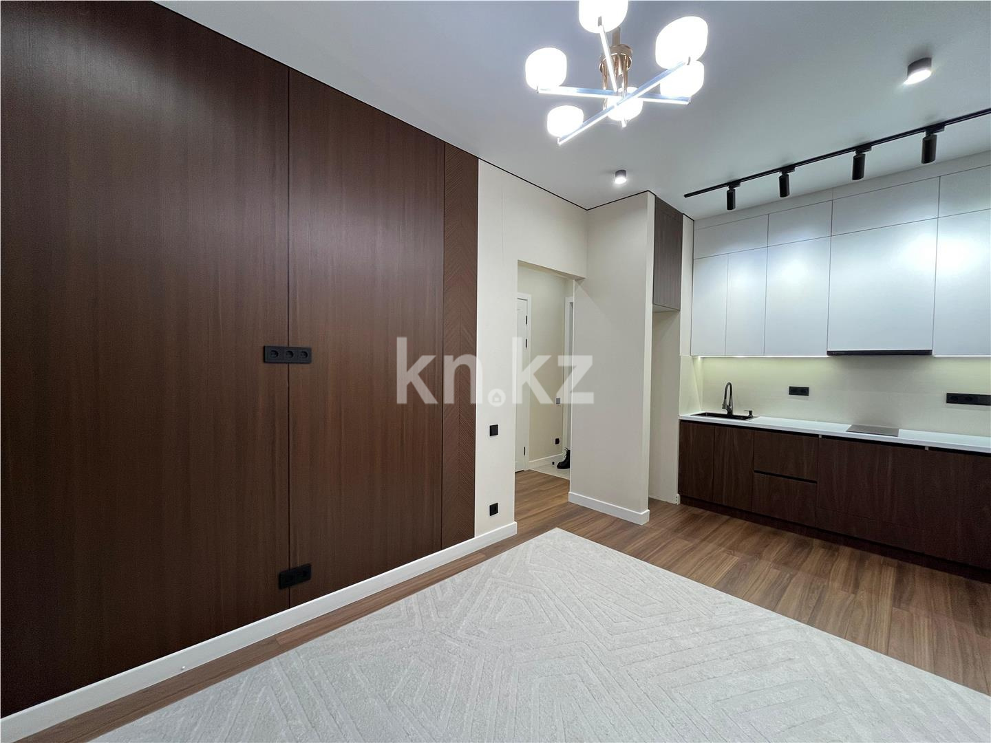 Продажа 2-комнатной квартиры, 40 м², 137 учетный квартал, дом  787 в Караганде - фото 3