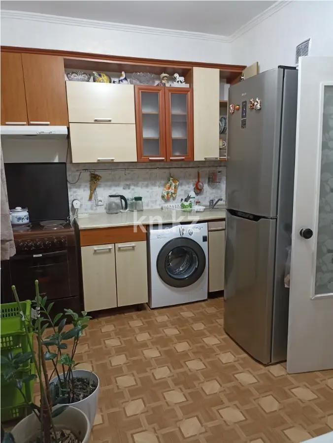 Продажа 2-комнатной квартиры, 51.8 м², мкр-н Аксай-1а, дом  7 в Алматы - фото 3