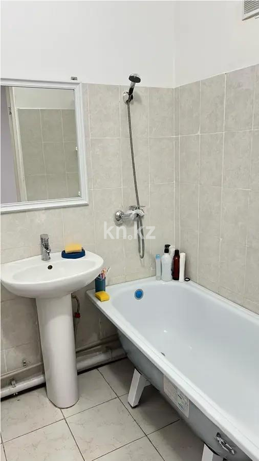 Продажа 2-комнатной квартиры, 52 м², ул. Серкебаева, дом  33/2 в Астане - фото 4