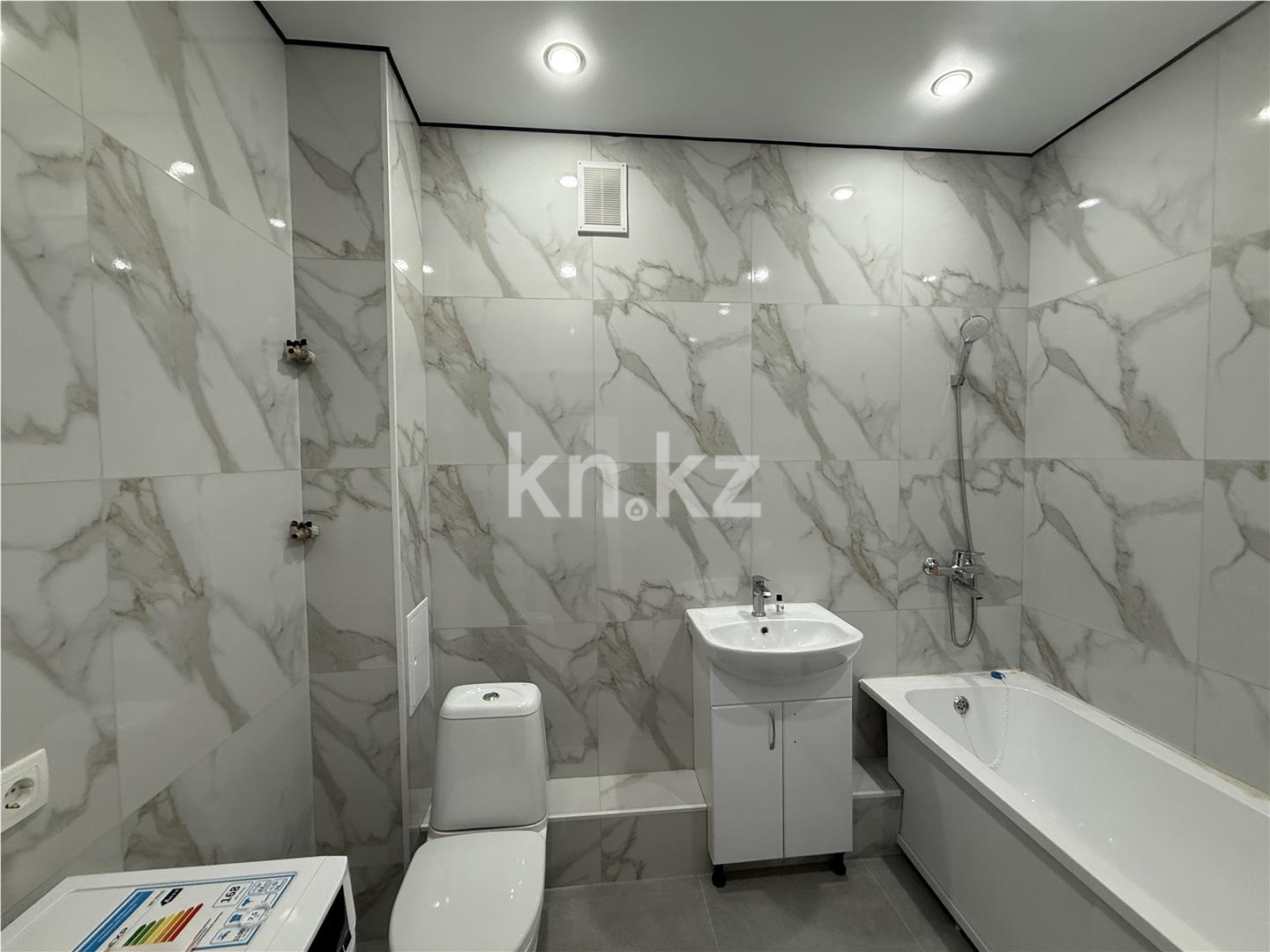 Продажа 2-комнатной квартиры, 68.8 м² в Астане - фото 6