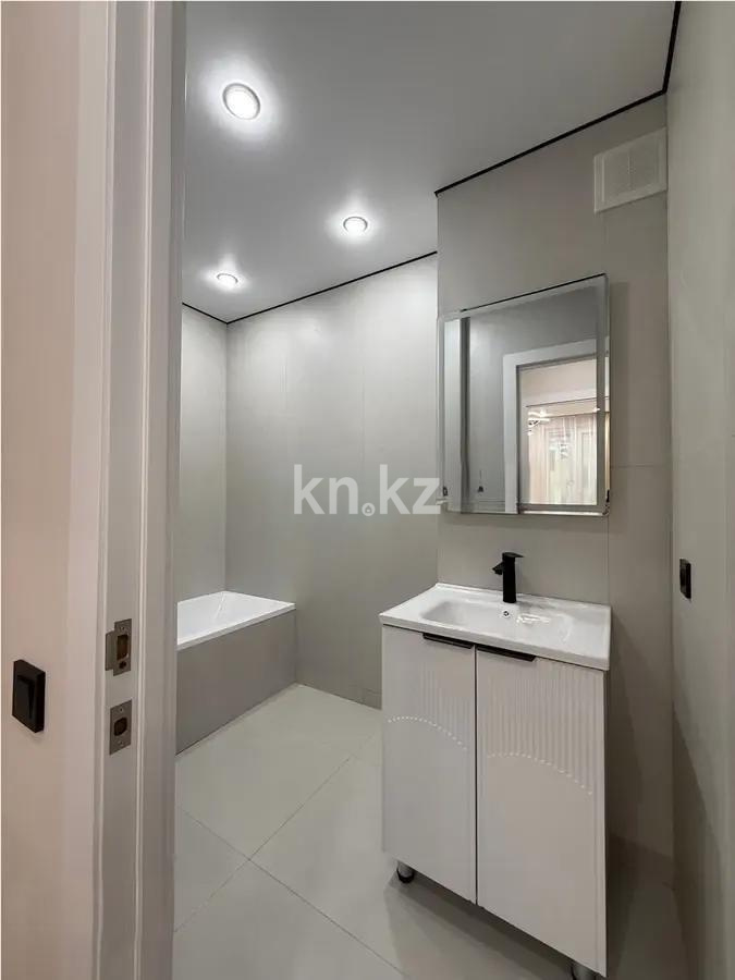 Продажа 3-комнатной квартиры, 59 м², пр. Райымбека, дом  590/16 в Алматы - фото 4