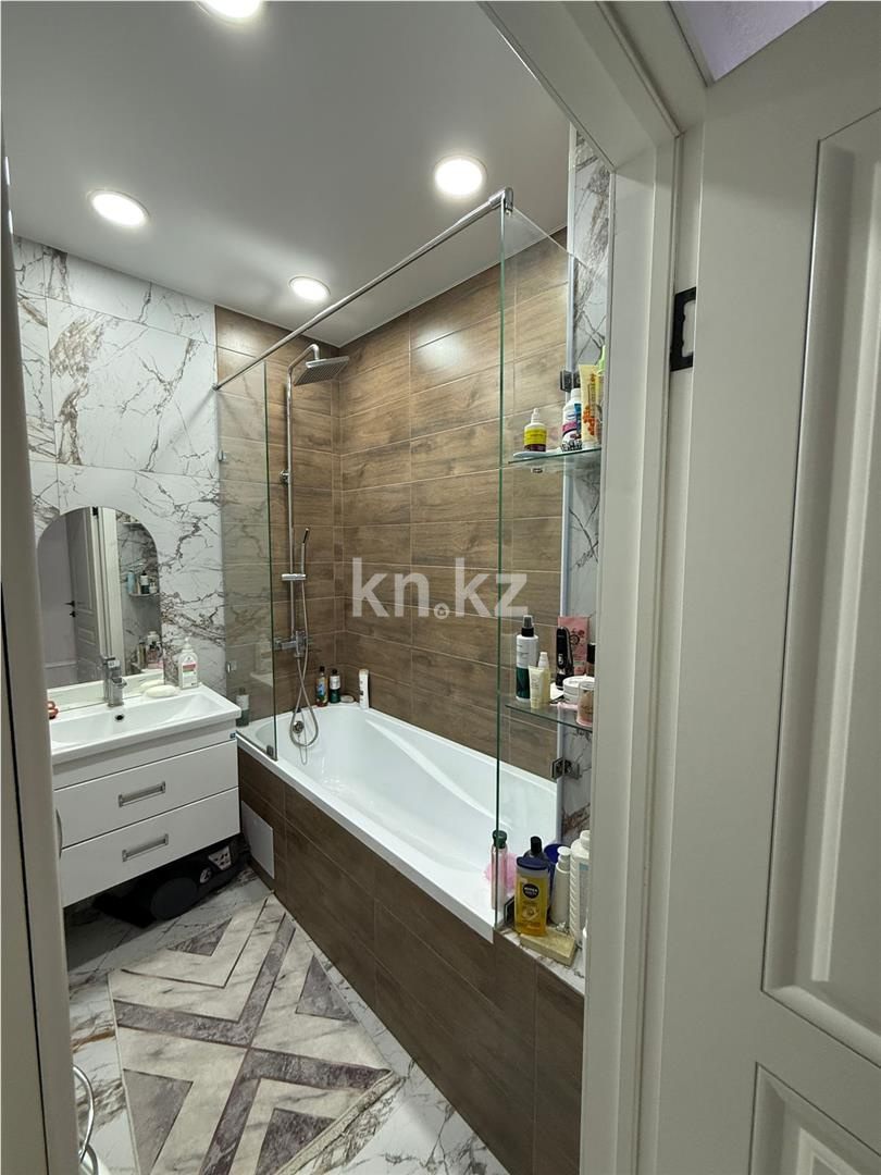 Продажа 3-комнатной квартиры, 80 м², ул. Мухамедханова в Астане - фото 7