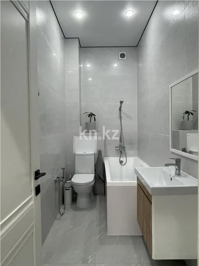 Продажа 3-комнатной квартиры, 81 м², ул. Бокейхана, дом  15/1 в Астане - фото 6