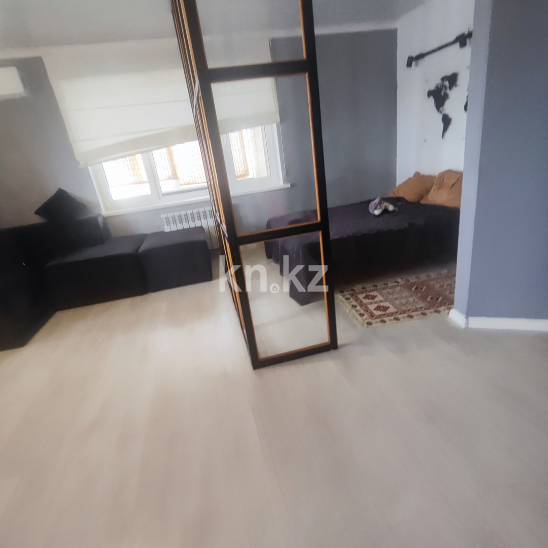 Продажа 1-комнатной квартиры, 65 м², ул. Навои в Алматы - фото 4