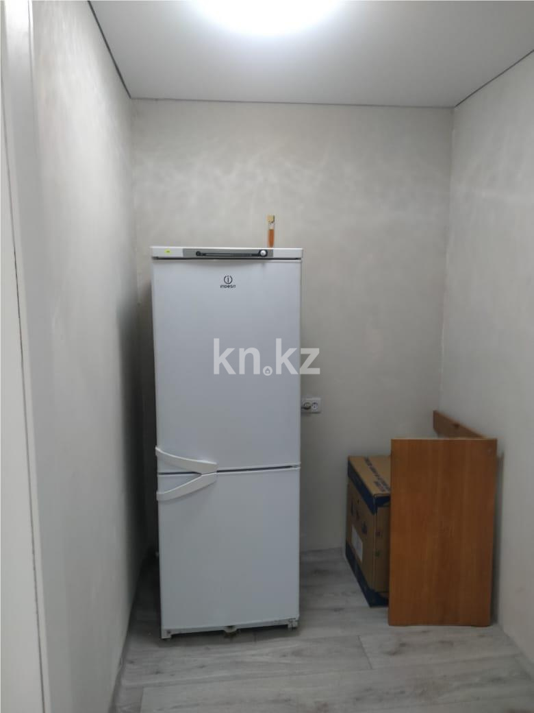 Продажа 2-комнатной квартиры, 48 м², мкр-н 15 в Караганде - фото 4