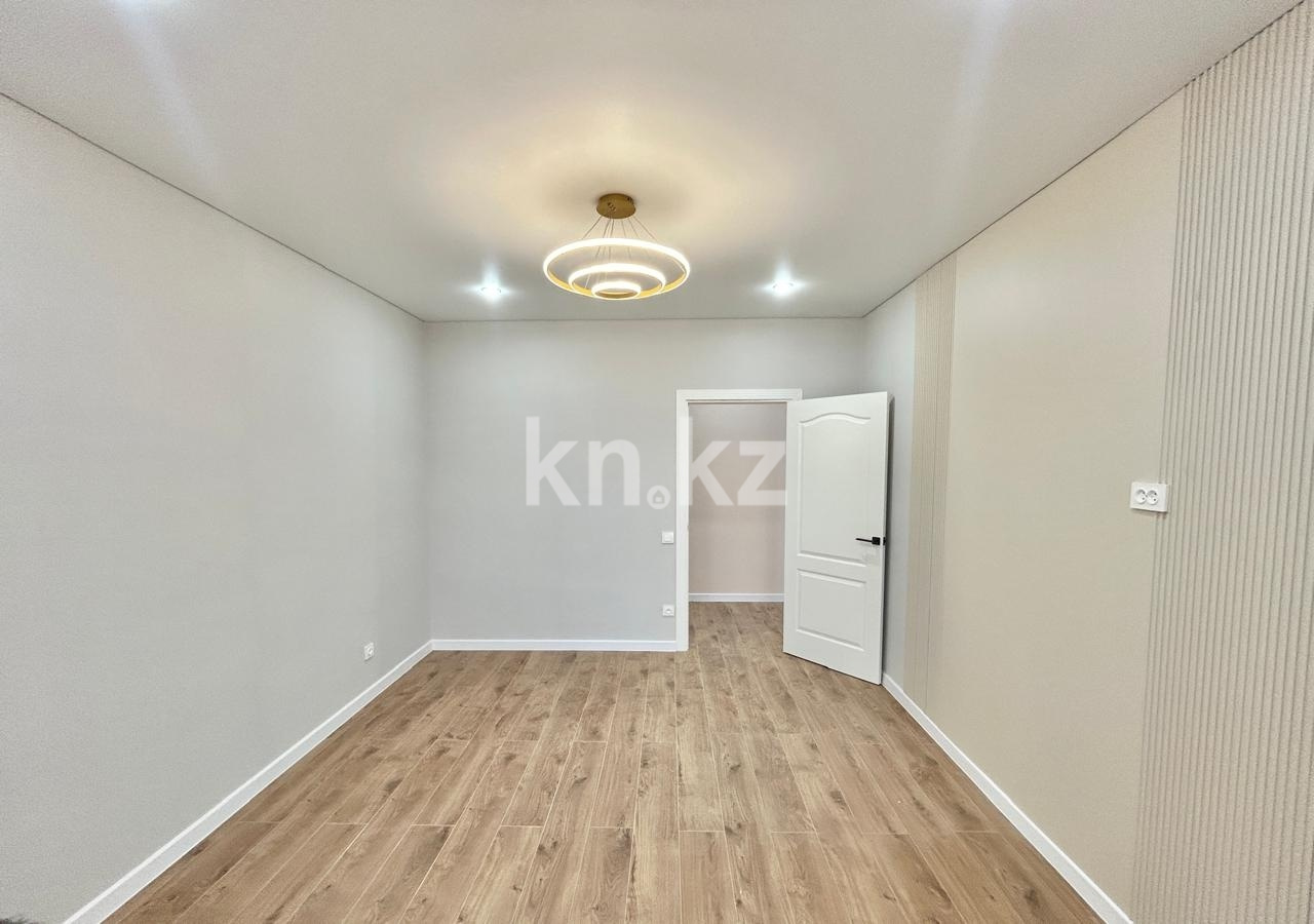 Продажа 2-комнатной квартиры, 59 м², ул. Муканова в Караганде - фото 5