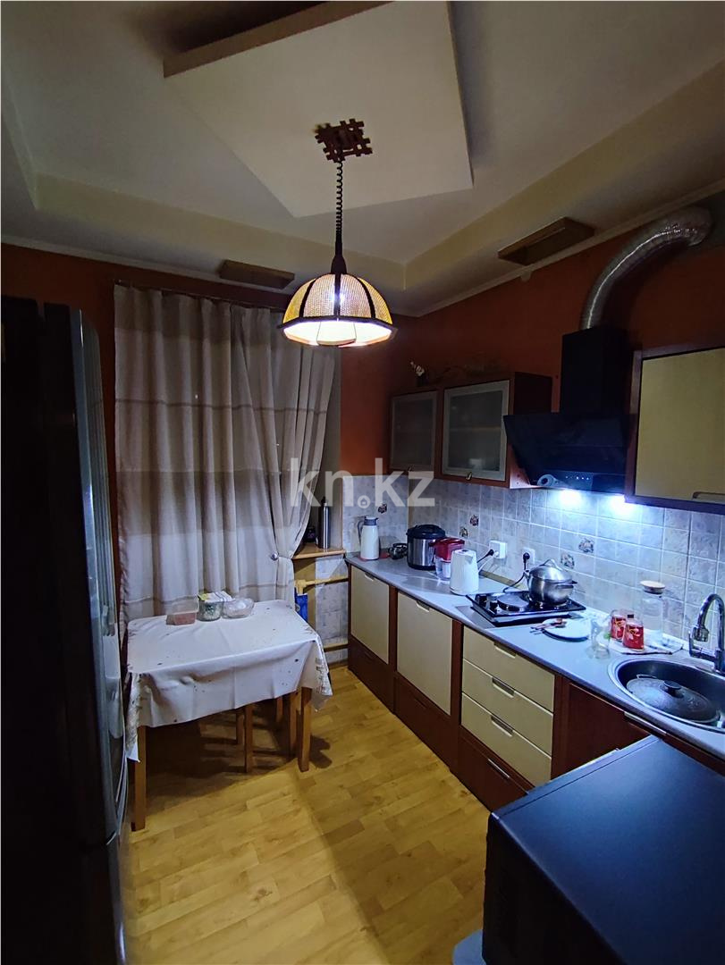Продажа 3-комнатной квартиры, 76 м², ул. Мустафина в Караганде - фото 7