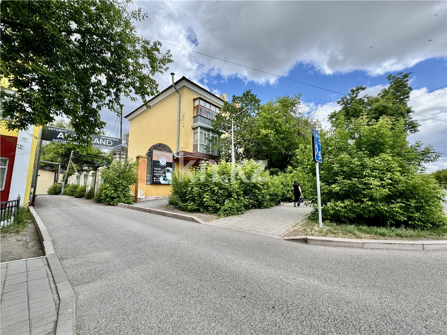 Продажа , 103 м², ул. Абая, дом  16 в Караганде