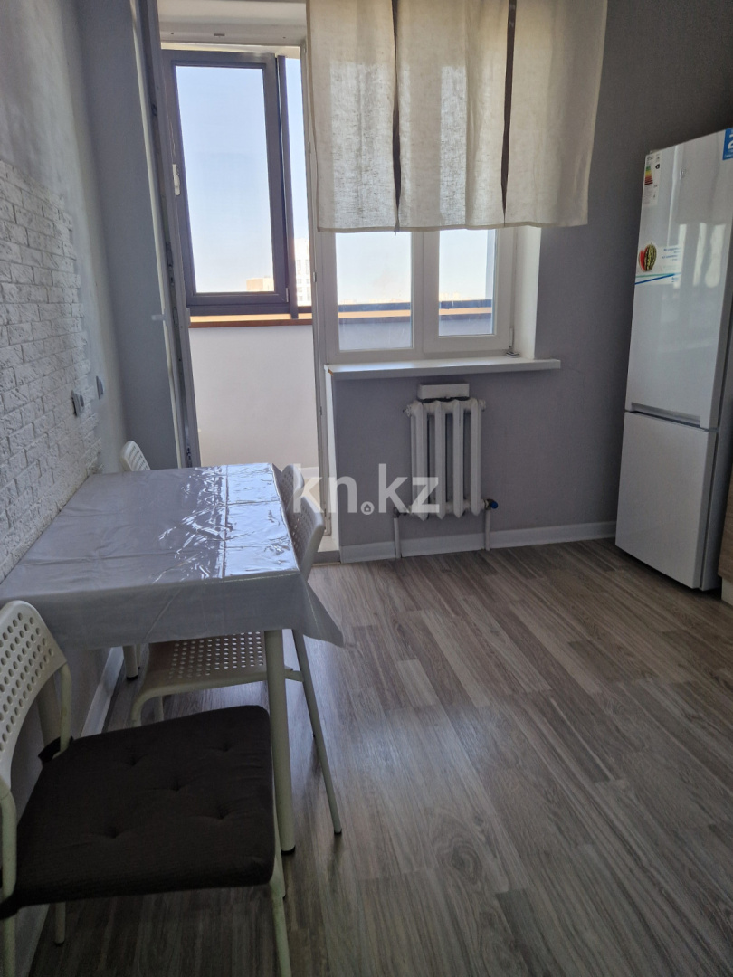 Аренда 1-комнатной квартиры посуточно, 40 м², пр. Кабанбай батыра, дом  4/2 - ул. Космонавтов в Астане - фото 12