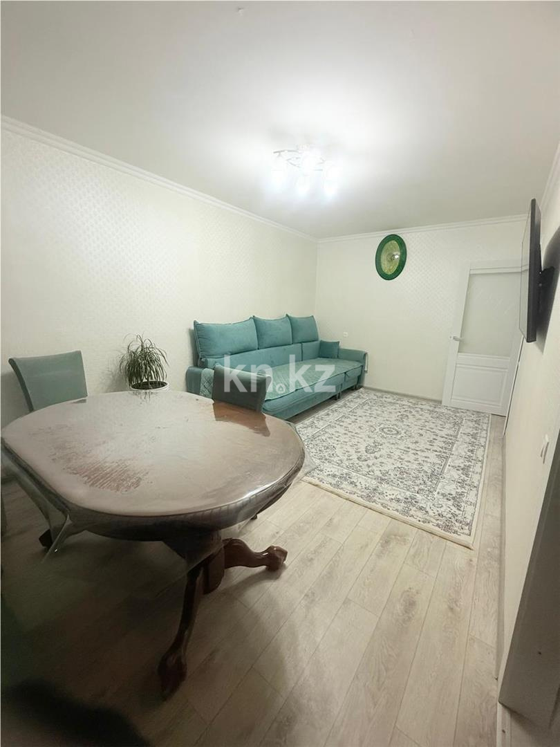 Продажа 4-комнатной квартиры, 76 м², ул. Университетская в Караганде - фото 2