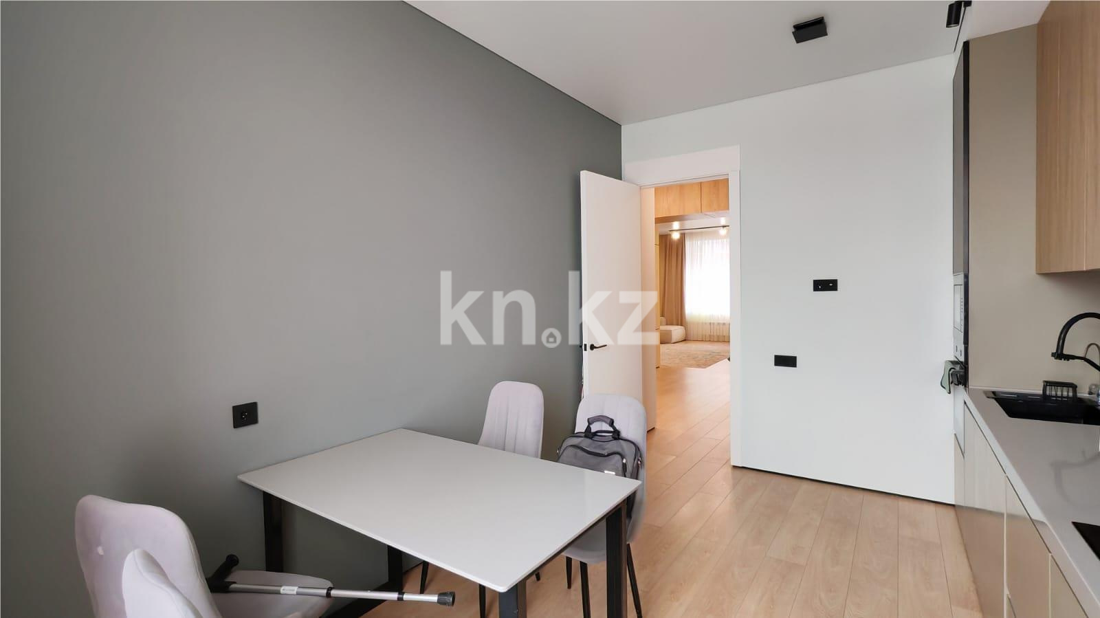 Продажа 2-комнатной квартиры, 67 м², ул. Ашимова в Караганде - фото 19