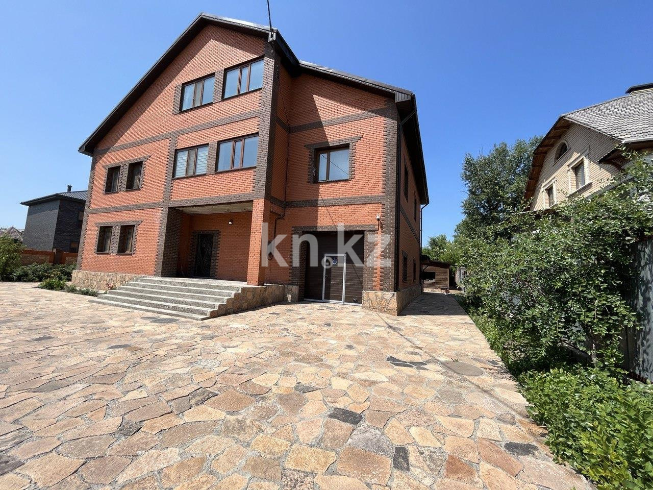 Продажа 8-комнатного дома, 478 м², ул. Жанибекова в Караганде - фото 31