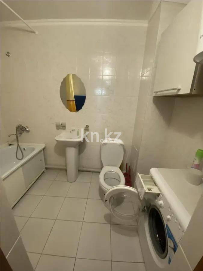 Продажа 1-комнатной квартиры, 40 м², ул. Арнасай, дом  7б в Астане - фото 3