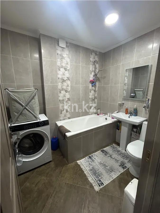 Продажа 3-комнатной квартиры, 59.8 м², ул. Чокина, дом  120 в Алматы - фото 5