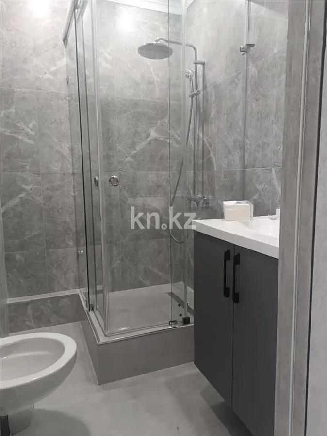 Продажа 3-комнатной квартиры, 110 м², ул. Жандосова, дом  94а в Алматы - фото 3