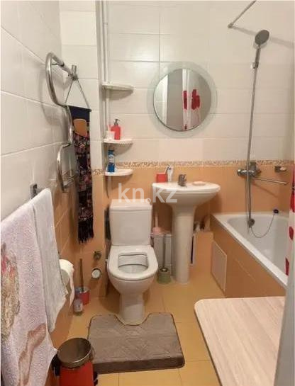 Продажа 1-комнатной квартиры, 40 м², мкр-н Орбита-1, дом  10 в Алматы - фото 3