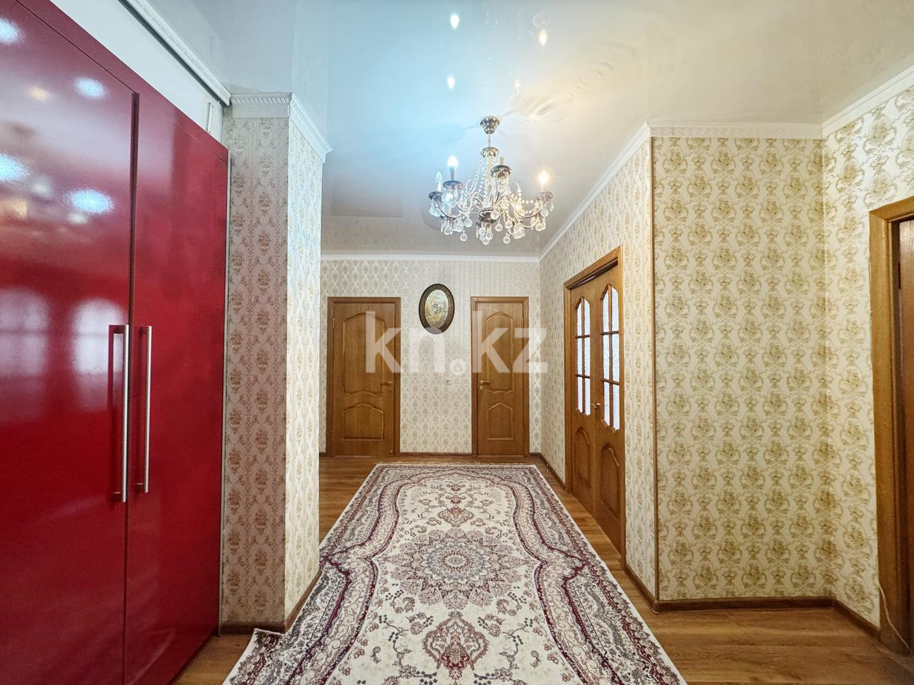 Продажа 3-комнатной квартиры, 98 м², ул. Сауран в Астане - фото 11