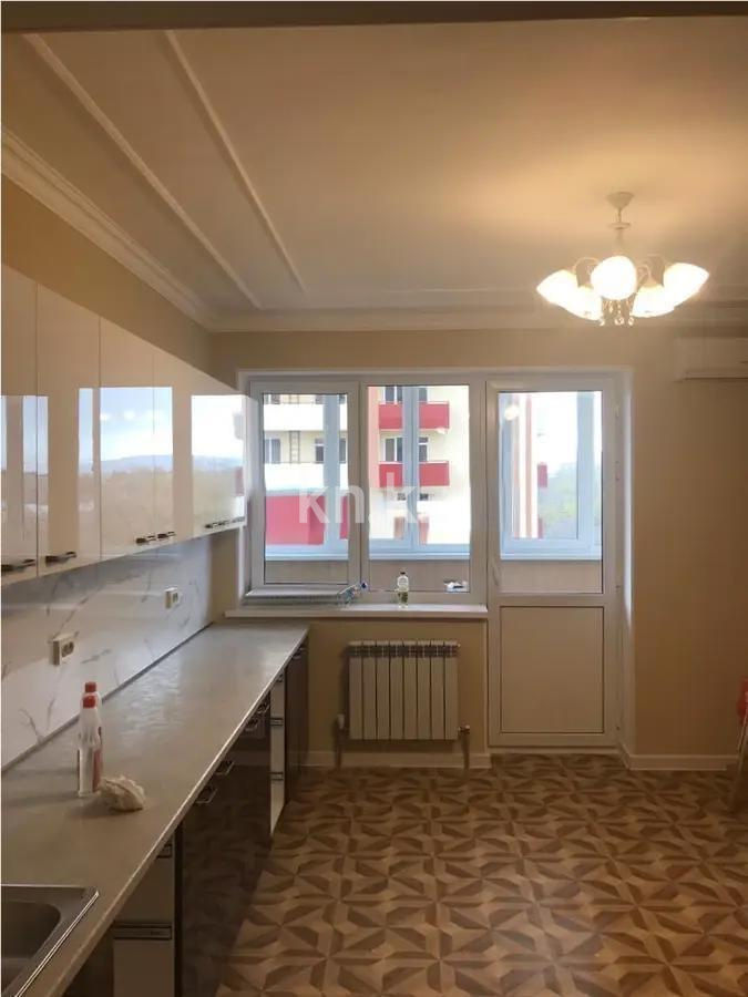 Продажа 2-комнатной квартиры, 88 м², ул. Жандосова, дом  150/2 в Алматы - фото 3