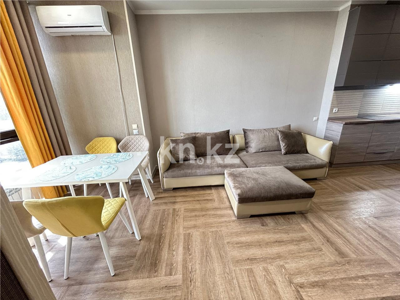 Продажа 2-комнатной квартиры, 65 м², ул. Алиханова, дом  37/4 в Караганде - фото 2