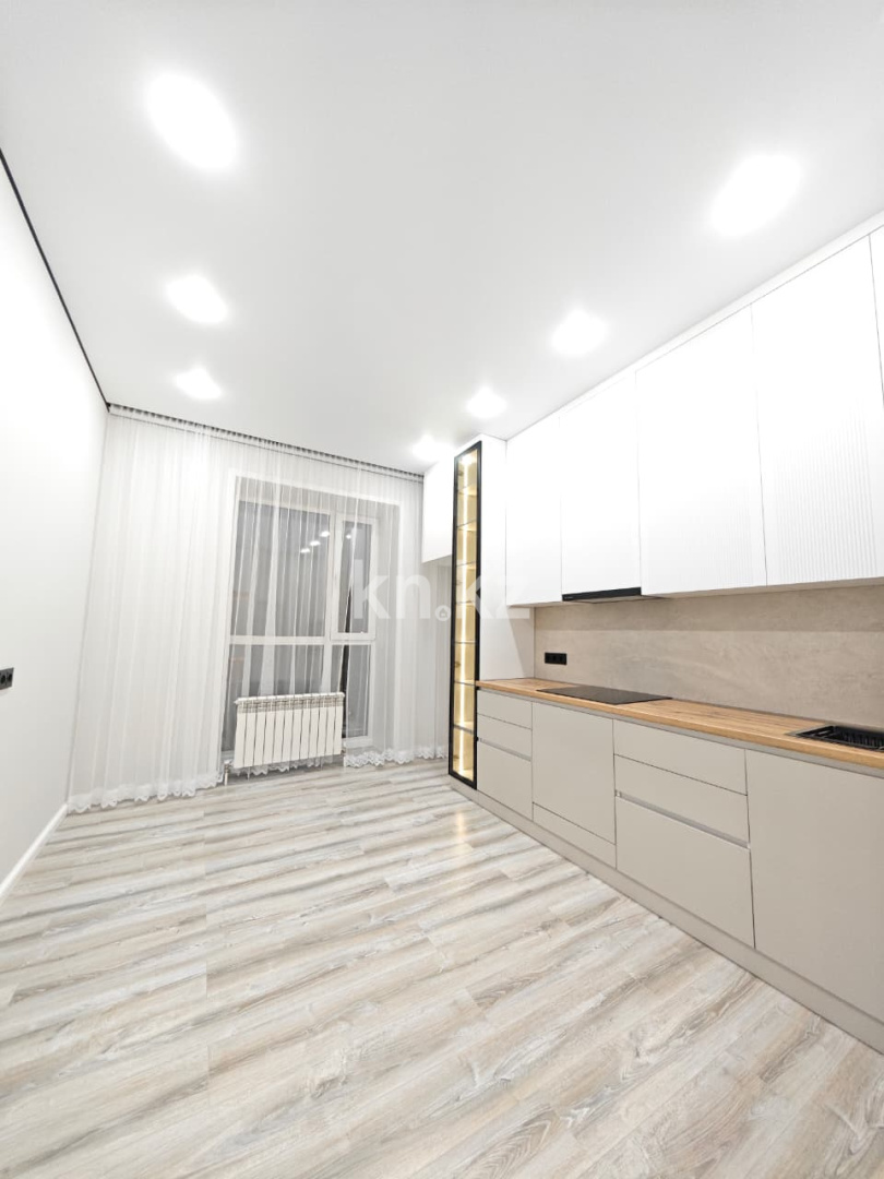 Продажа 2-комнатной квартиры, 59 м², ул. Университетская, дом  18 в Караганде - фото 8