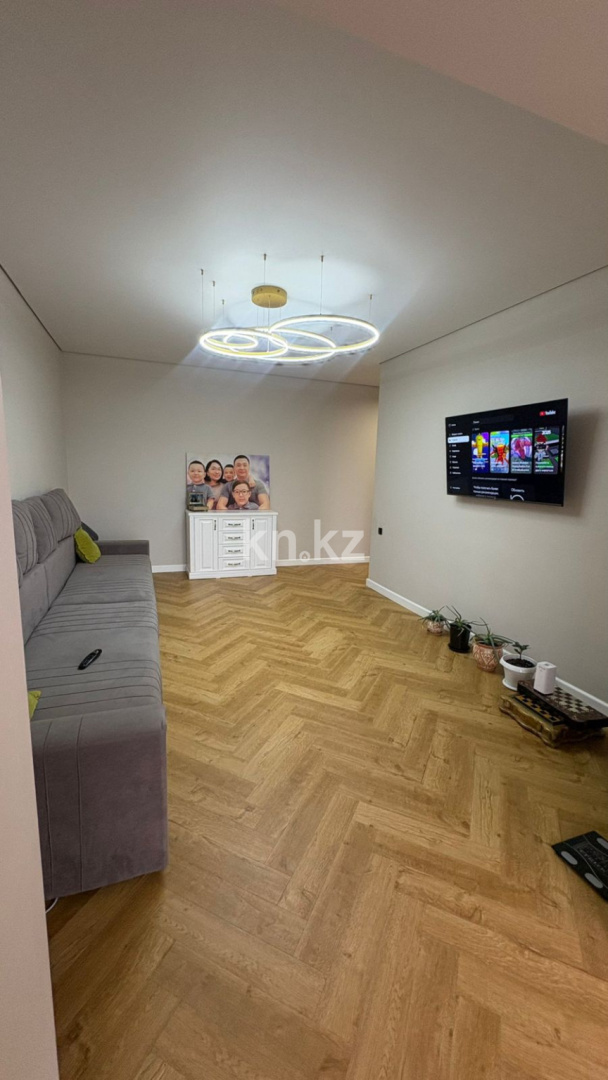 Продажа 2-комнатной квартиры, 71 м², ул. Муканова, дом  53/8 в Караганде - фото 2