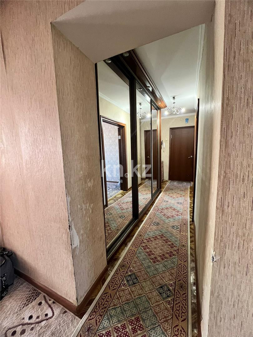 Продажа 3-комнатной квартиры, 63 м², ул. Сатыбалдина в Караганде - фото 8