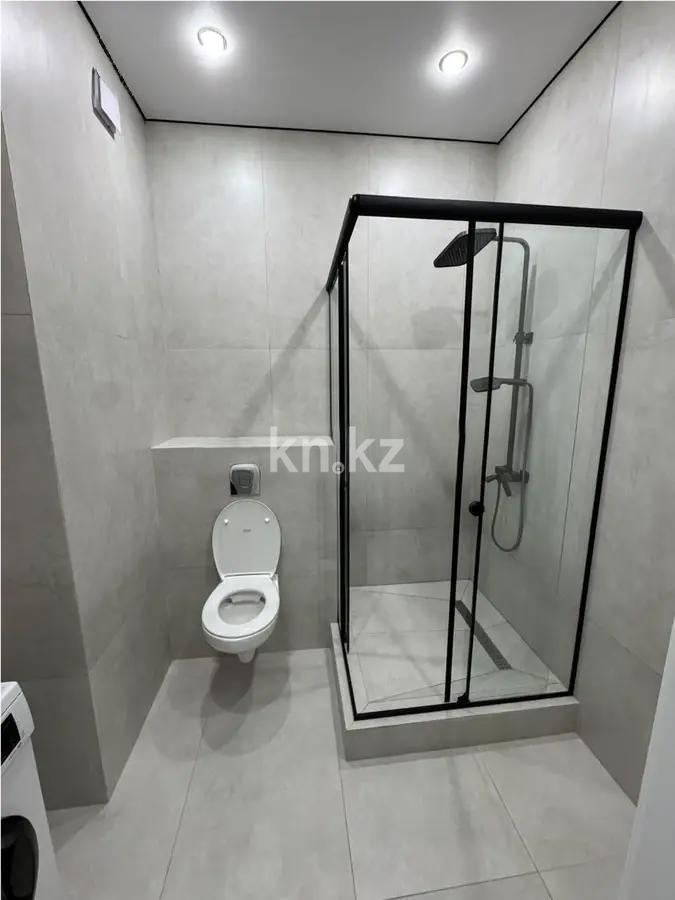 Продажа 3-комнатной квартиры, 74.8 м², ул. Утеген батыра, дом  11г в Алматы - фото 5