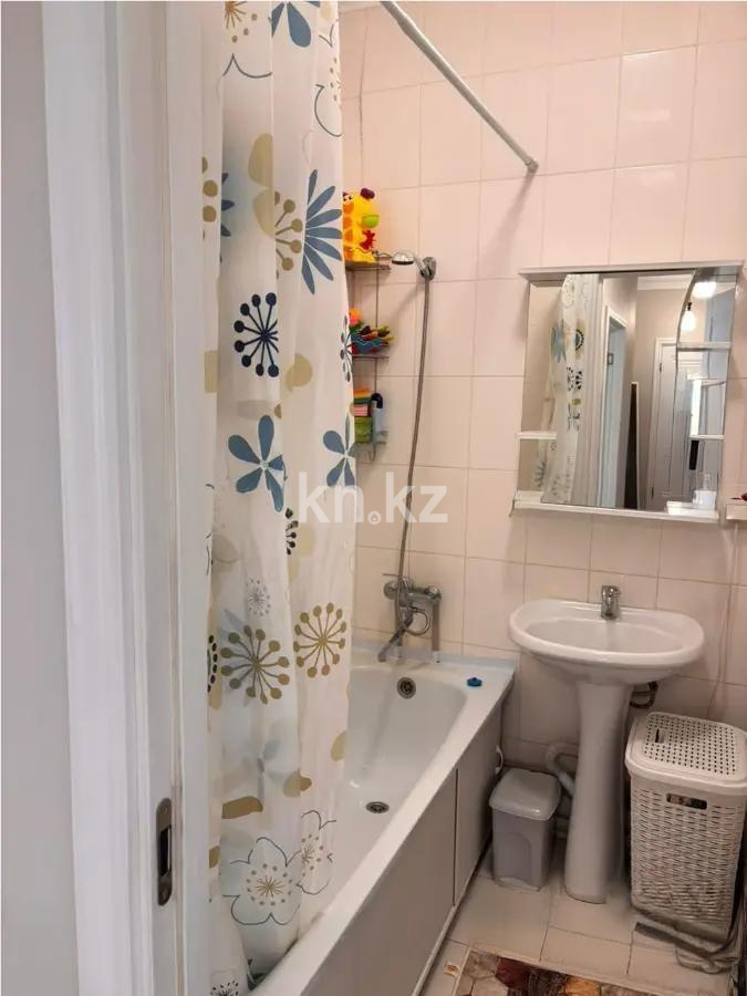 Продажа 2-комнатной квартиры, 57.6 м² в Алматы - фото 4