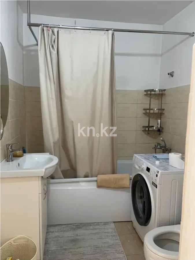 Продажа 1-комнатной квартиры, 40.9 м² в Алматы - фото 3