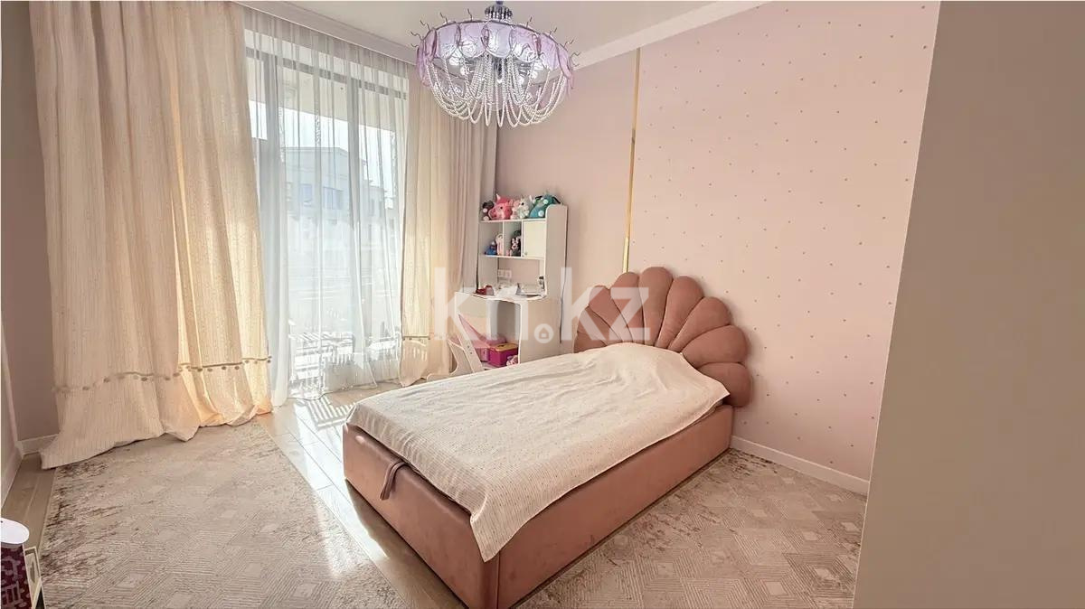 Продажа 4-комнатной квартиры, 155.6 м² в Алматы - фото 3