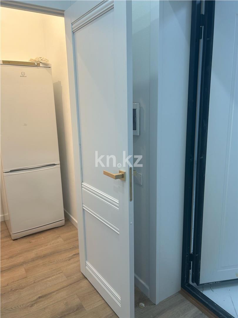 Продажа 2-комнатной квартиры, 54 м², ул. Бухар жырау в Астане - фото 4