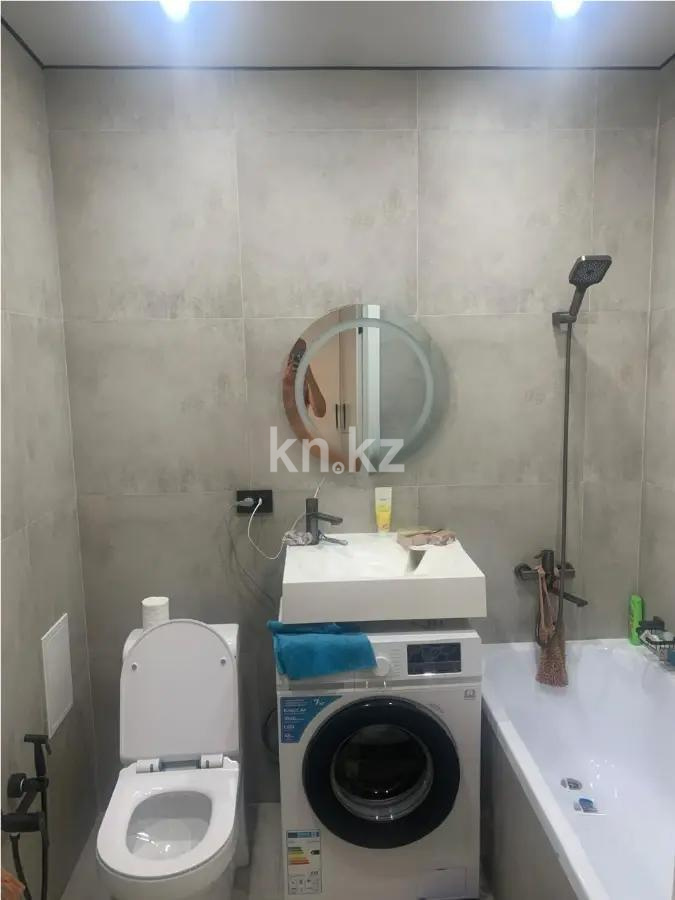 Продажа 1-комнатной квартиры, 38 м², ул. Нажимеденова, дом  5/1 в Астане - фото 3