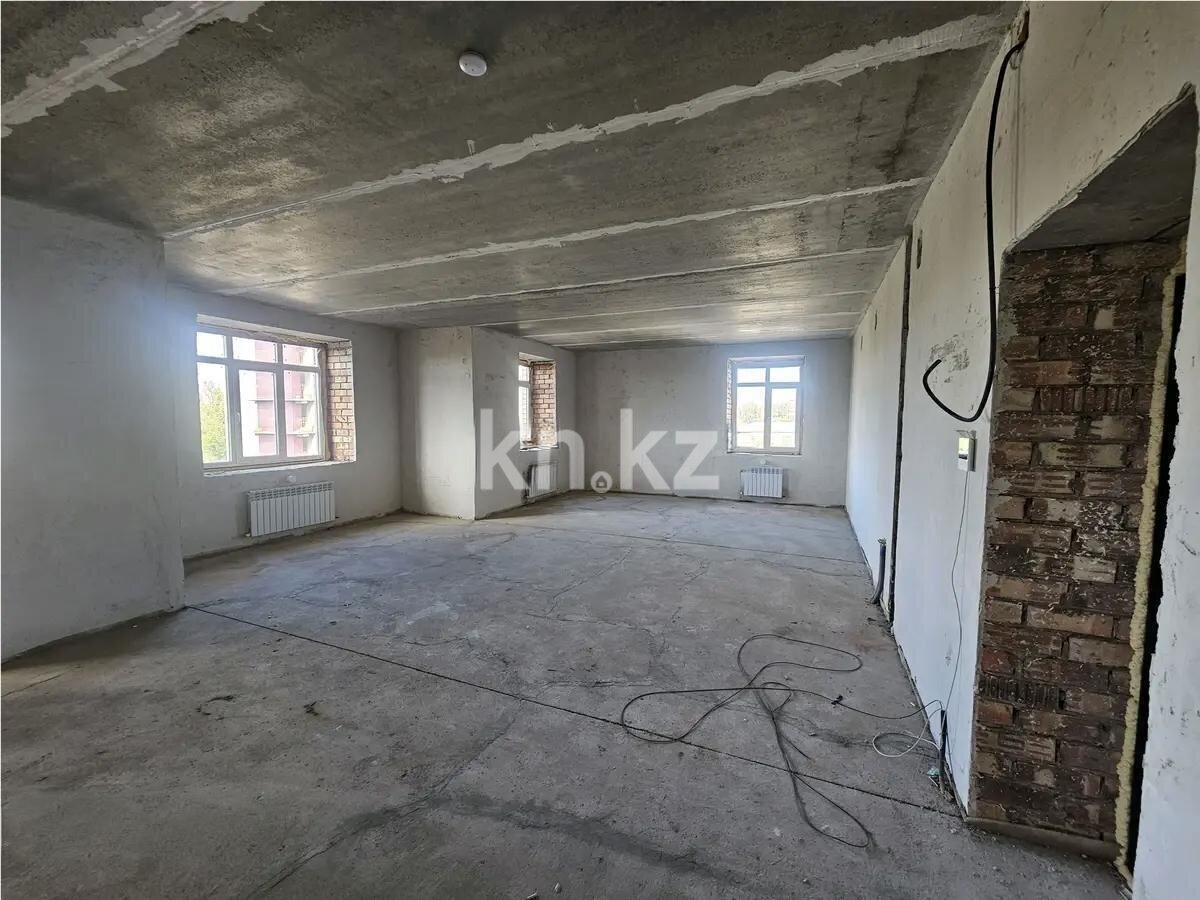 Продажа 2-комнатной квартиры, 66 м² в Караганде