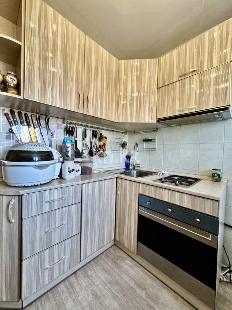 Продажа 2-комнатной квартиры, 46.9 м², пр. Сейфуллина, дом  3 в Караганде - фото 3