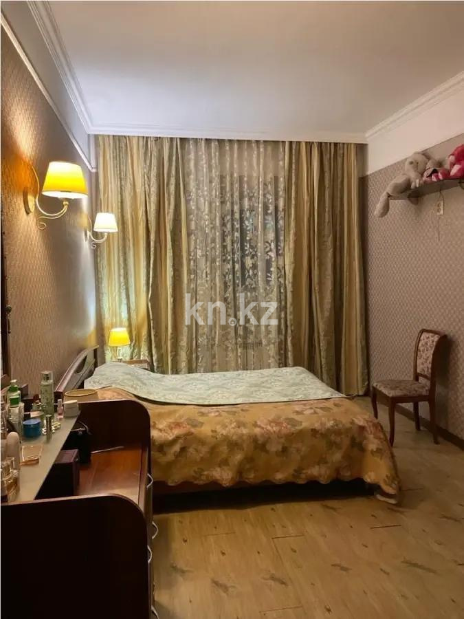 Продажа 3-комнатной квартиры, 90 м², пр. Абая, дом  150/230 в Алматы - фото 2